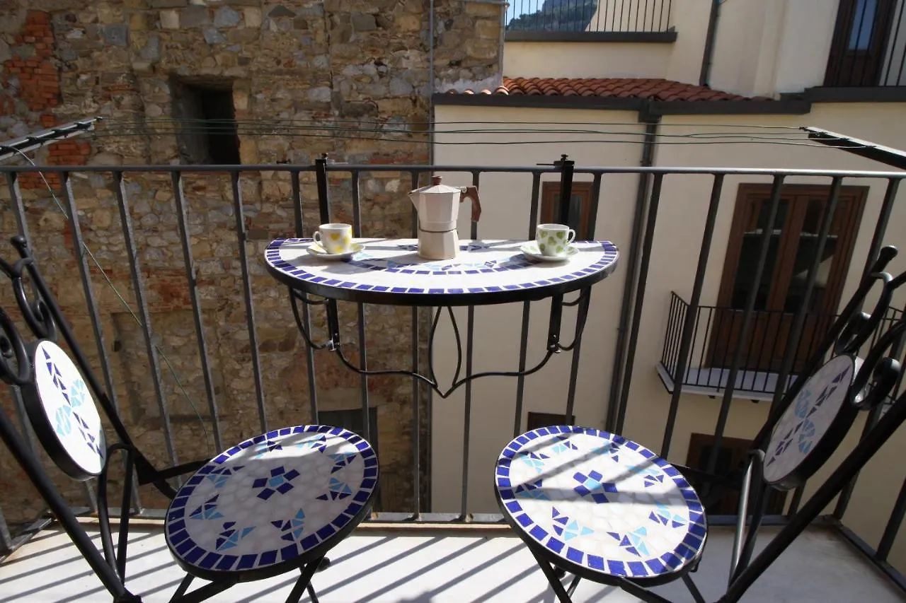 Апартаменты Sea Fly Balcony Чефалу