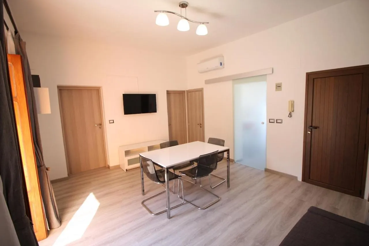 Sea Fly Balcony Apartamento Cefalú Italia